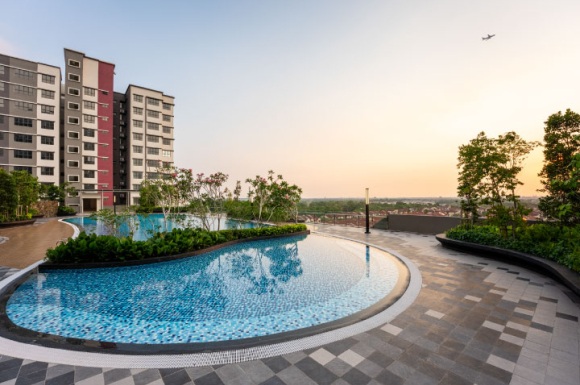 Arena Residences 2: Swimming Pool